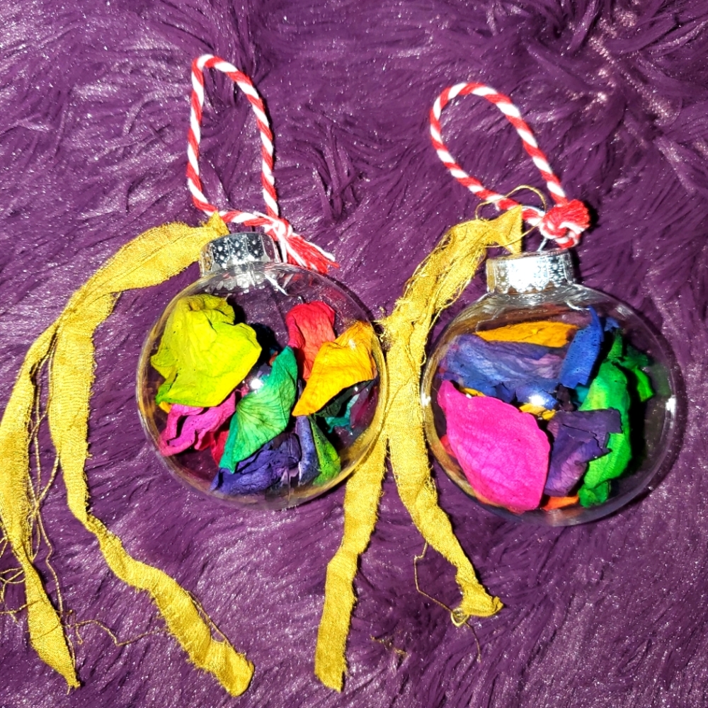 🙏 HAND CRAFTED Boho ornaments filled with real dried rose petals set of